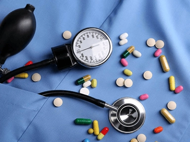 Angiotensin-converting enzyme inhibitors versus angiotensin receptor blockers in patients with hypertension